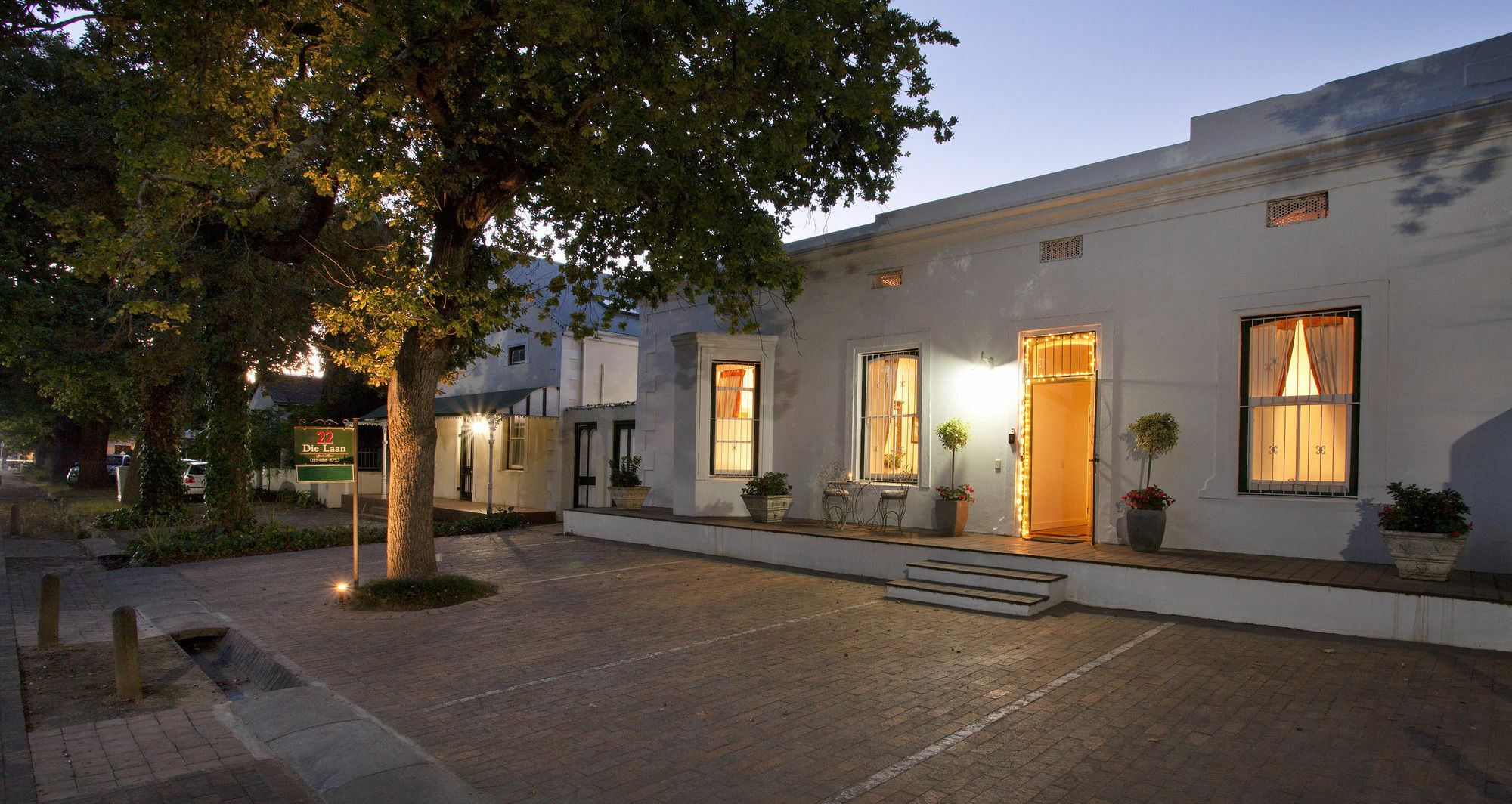 22 Die Laan Guest House Stellenbosch Exteriör bild